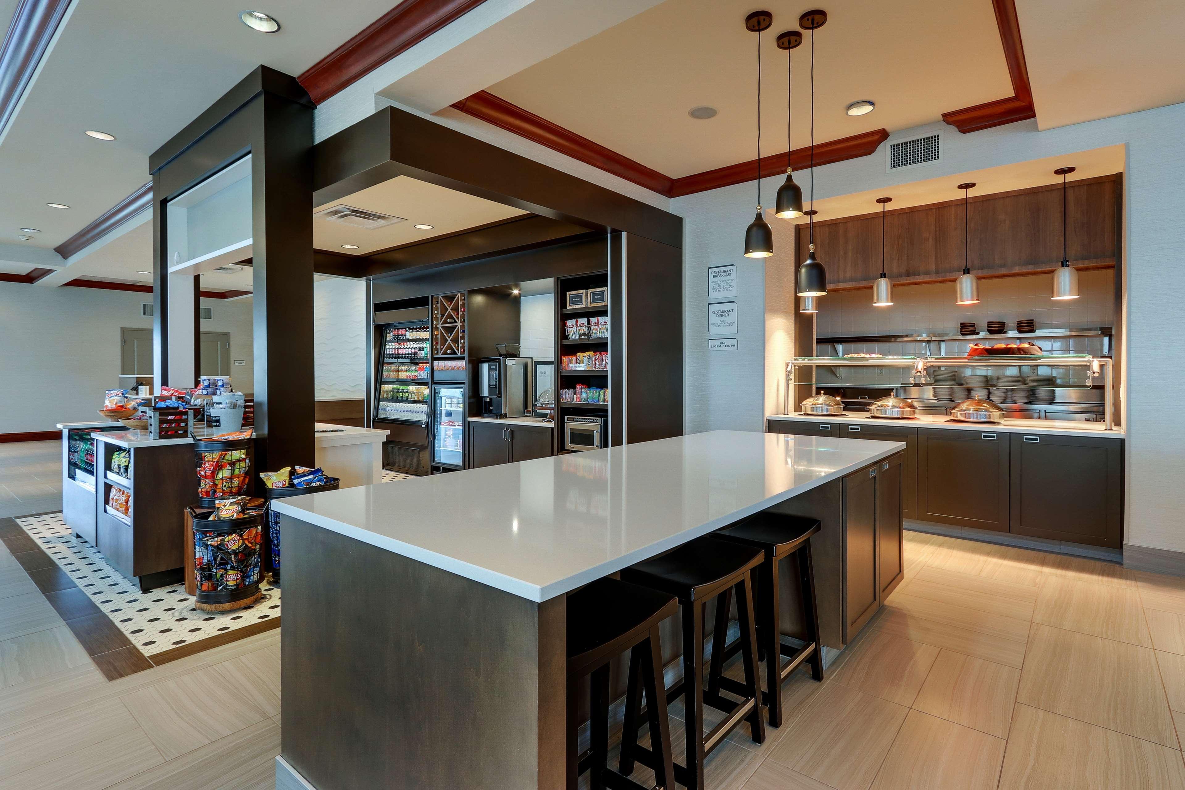Hilton Garden Inn Indianapolis Airport Plainfield Bagian luar foto
