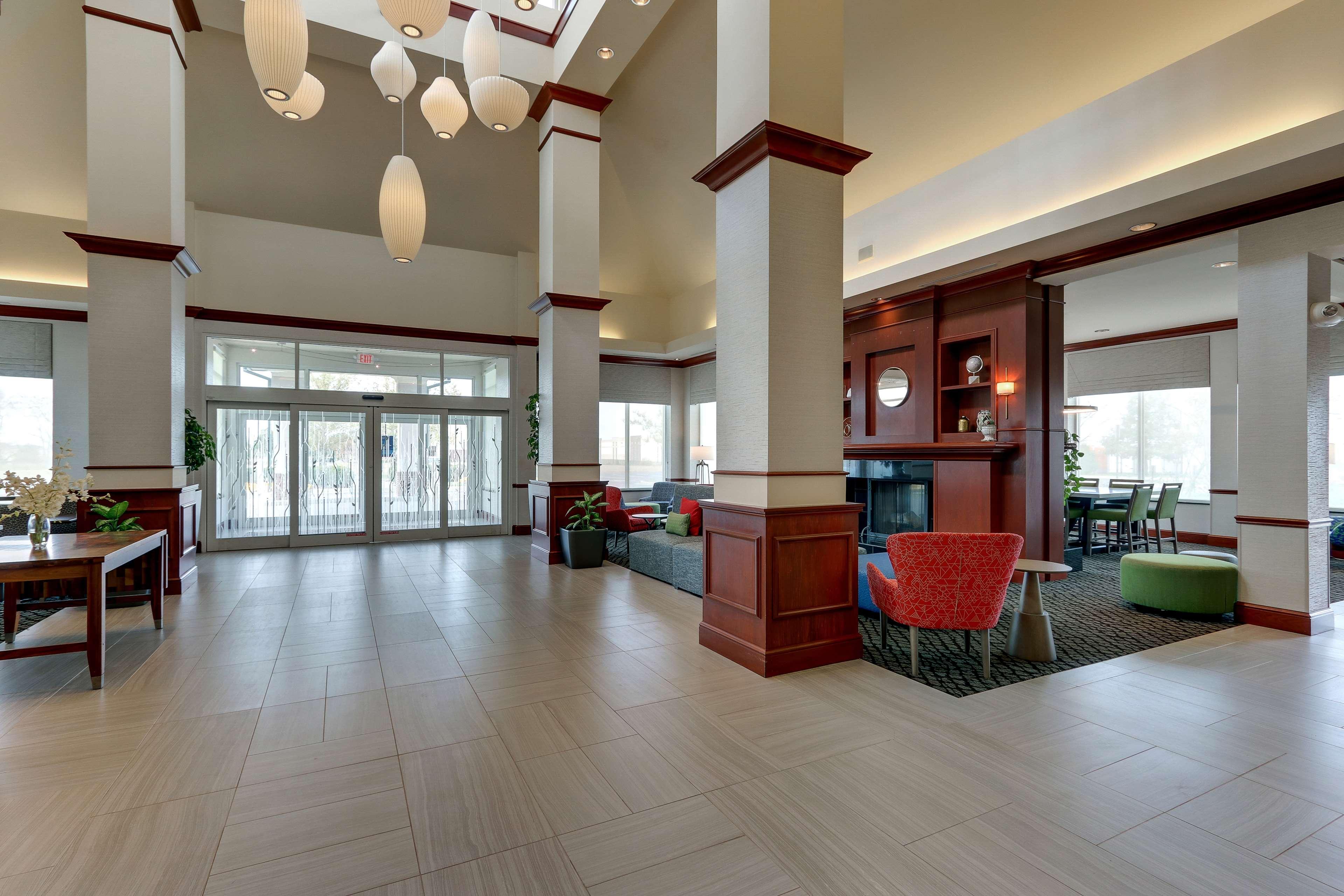 Hilton Garden Inn Indianapolis Airport Plainfield Bagian luar foto