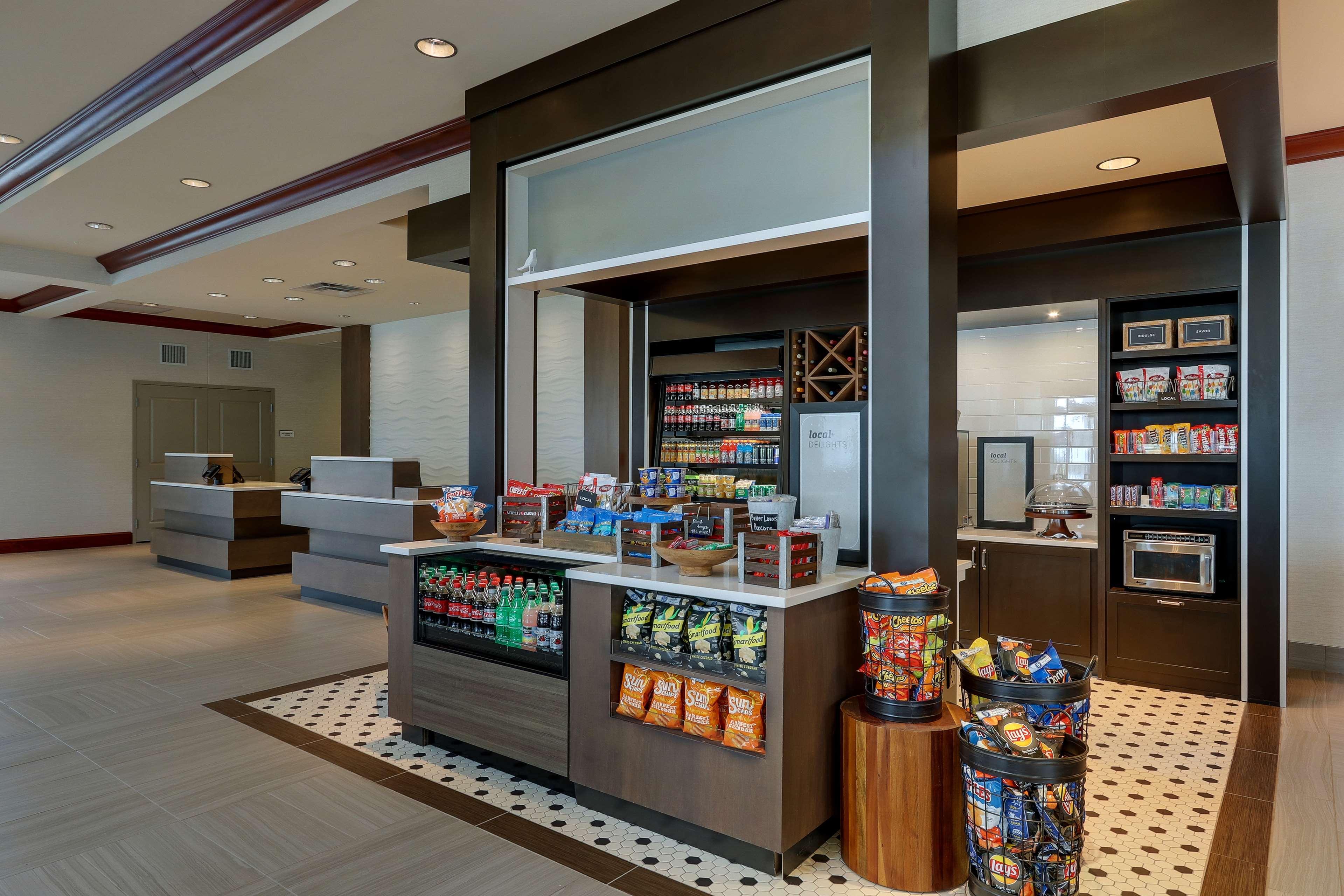 Hilton Garden Inn Indianapolis Airport Plainfield Bagian luar foto