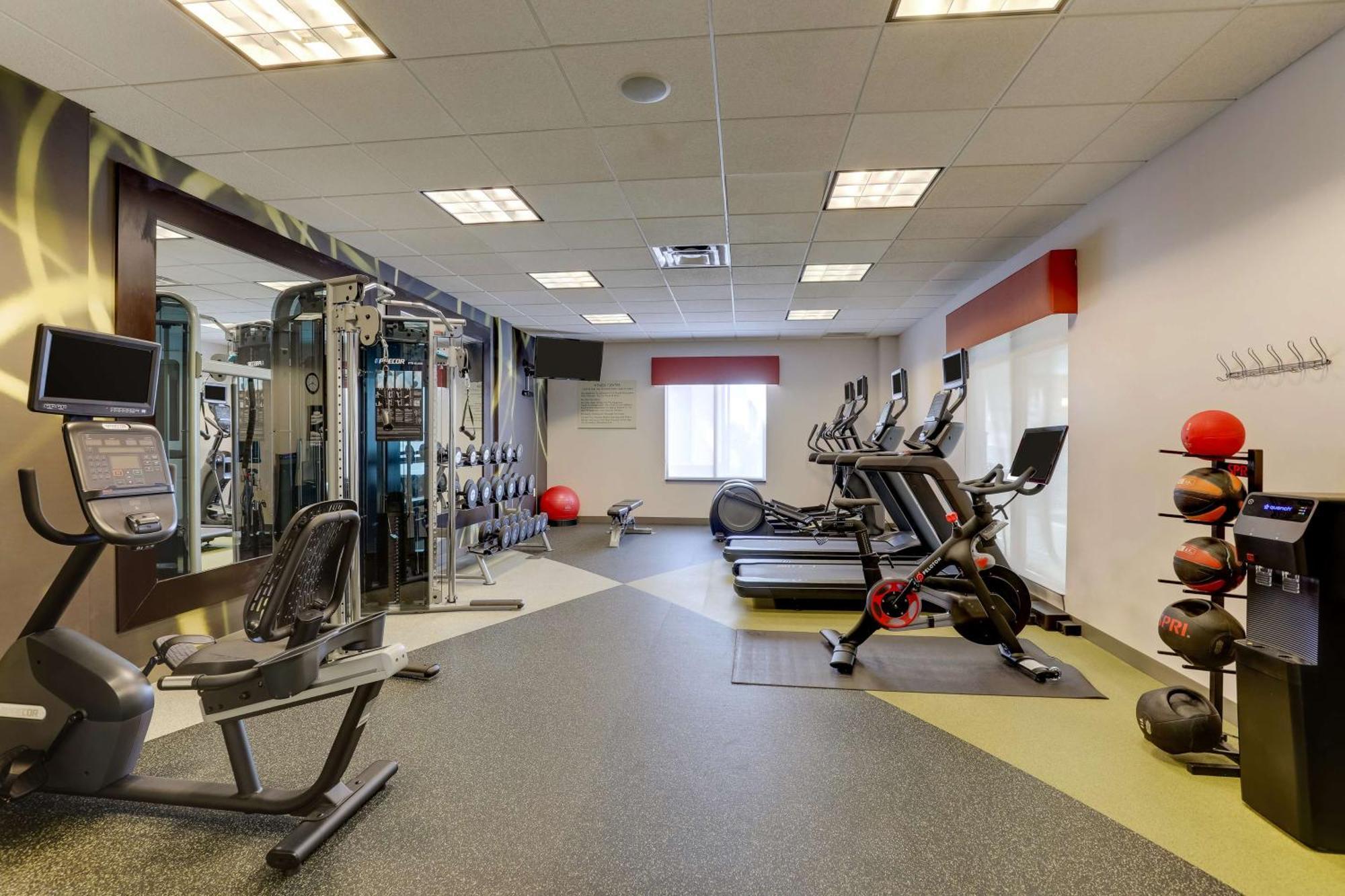 Hilton Garden Inn Indianapolis Airport Plainfield Bagian luar foto