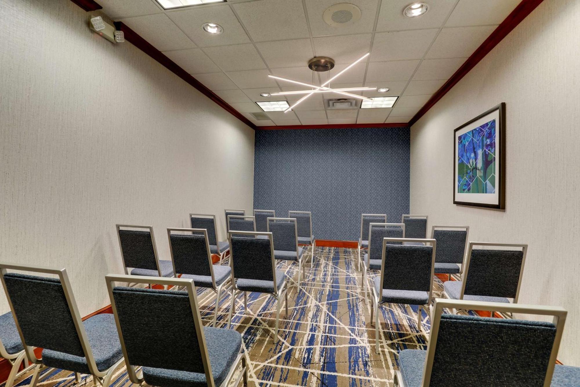 Hilton Garden Inn Indianapolis Airport Plainfield Bagian luar foto